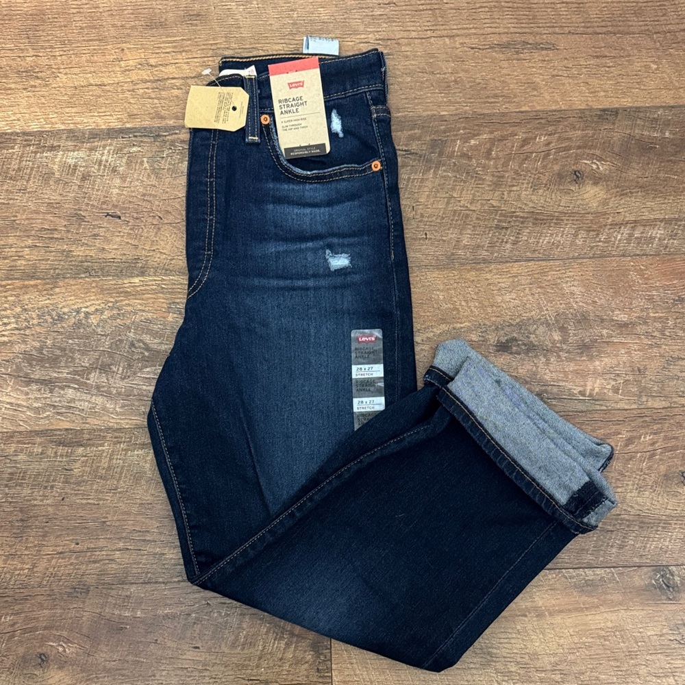Levi's Women’s  Deep Indigo Slim Straight Jeans